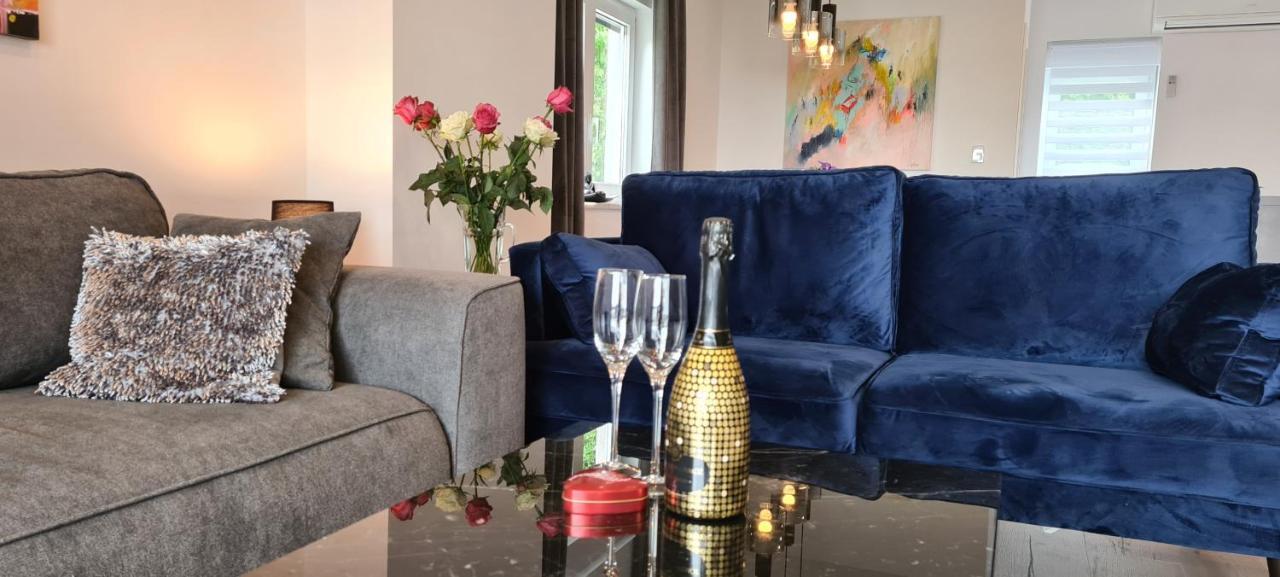 וולוסקו Luxury Apartment Isabel מראה חיצוני תמונה
