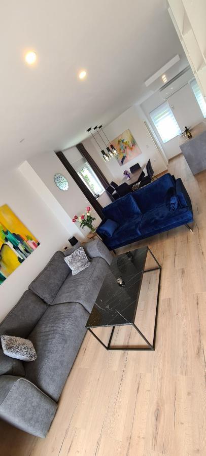 וולוסקו Luxury Apartment Isabel מראה חיצוני תמונה